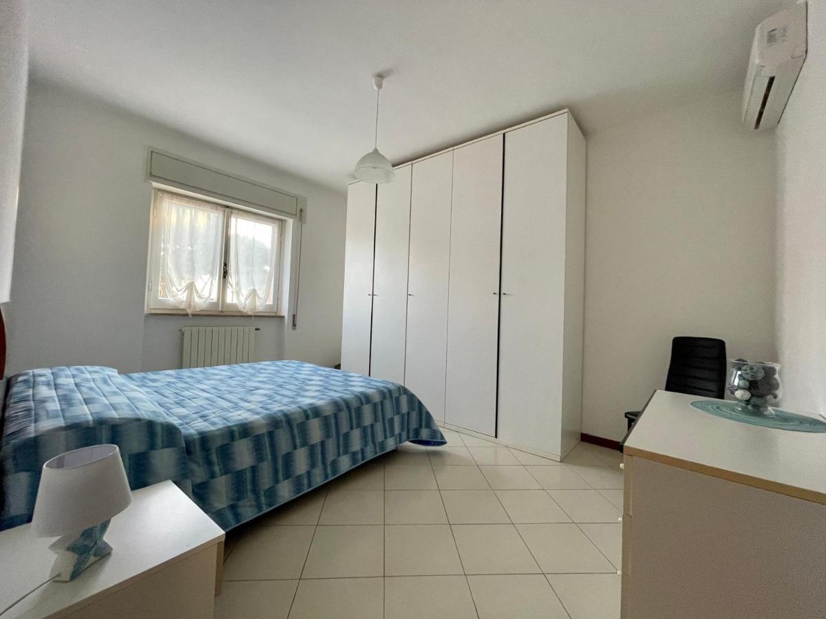 Irene'S Apartment Терачина Екстериор снимка